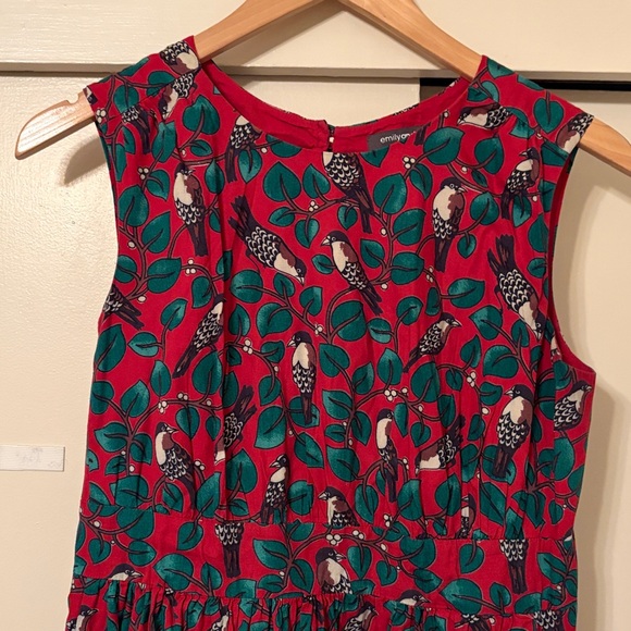Emily and Fin Red Bird Print Dress with Green Leaves
Size M UK 12 Fully Lined - Picture 2 of 13